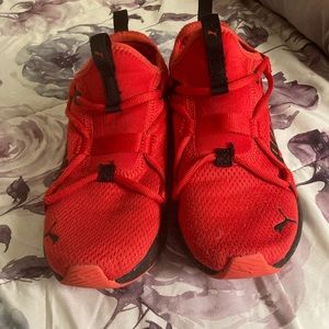 Pumas Boys size 7 us